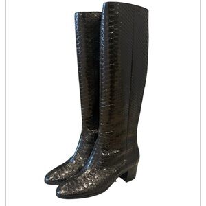 New Aquatalia Darlina Genuine Python Boots.(7.5)